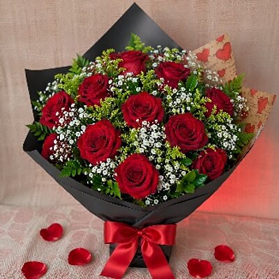 Buquê de 12 rosas colombianas — Floricultura Anny, Itanhaém